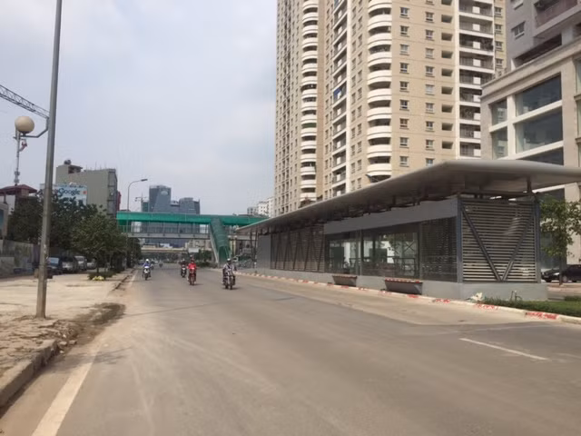 Bạn đọc Báo CAND yêu cầu làm rõ trách nhiệm tập thể, cá nhân liên quan dự án xe buýt nhanh nếu dự án không hiệu quả