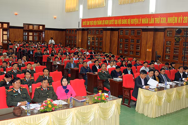 Các đại biểu dự buổi tuyên truyền.