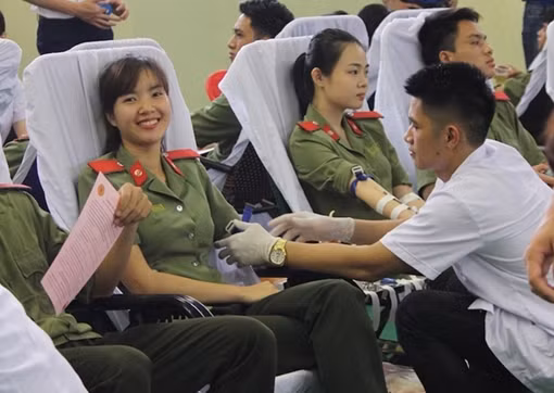 Học viện CSND vận động hơn 1.000 đơn vị máu cứu người ảnh 3