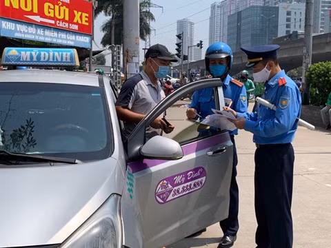 Hà Nội mở cao điểm đảm bảo trật tự giao thông, đô thị dịp SEA Games 31 ảnh 2