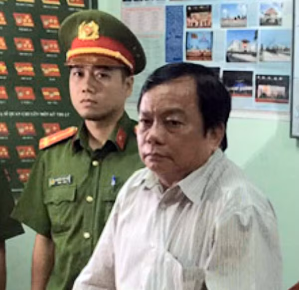 Ông Trần Hoàng Khôi lúc bị bắt