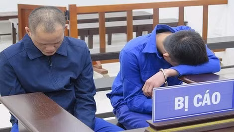 Bị cáo Dương Văn Tân và Đặng Hữu Lâm phải lĩnh án lần lượt 20 và 18 năm tù giam. Bị cáo Dương Văn Tân và Đặng Hữu Lâm phải lĩnh án lần lượt 20 và 18 năm tù giam.