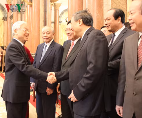 Tổng Bí thư gặp mặt, chúc Tết các đồng chí lão thành cách mạng, các đồng chí lãnh đạo, nguyên lãnh đạo Đảng, Nhà nước, Mặt trận Tổ quốc Việt Nam.