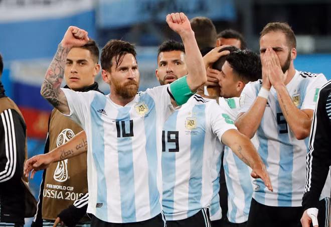Chiến thắng với cách biệt tối thiểu trước Nigeria giúp Lionel Messi và các đồng đội có 4 điểm, vừa đủ để đứng nhì bảng D sau Croatia.