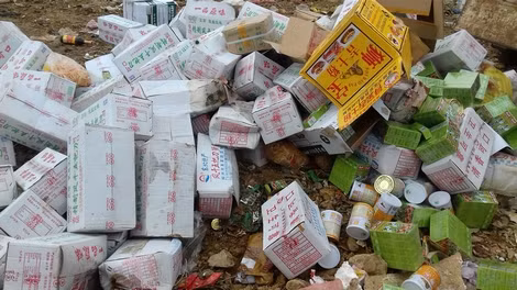 Hàng nhập lậu bị tiêu hủy.