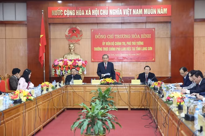 Phó Thủ tướng Trương Hòa Bình làm việc với tỉnh Lạng Sơn. Ảnh: VGP/Lê Sơn