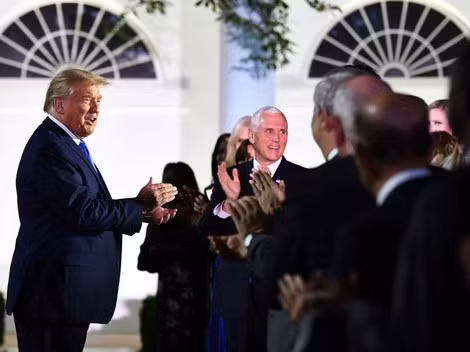 Tổng thống Donald Trump luôn đưa ra những quyết định bất ngờ với Trung Quốc.