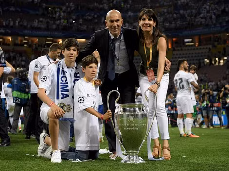 HLV Zidane và các cộng sự đang hướng tới kỳ tích vô tiền khoáng hậu - Bảo vệ thành công ngai vàng Champions League.