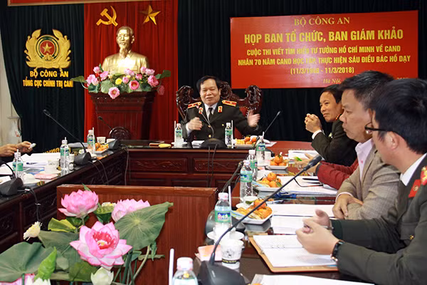 Thiếu tướng Đào Gia Bảo, Phó Trưởng Ban tổ chức cuộc thi điều hành thảo luận