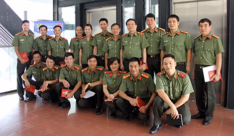 Lãnh đạo, cán bộ, chiến sỹ Cục Công tác chính trị Tổng cục Chính trị CAND.