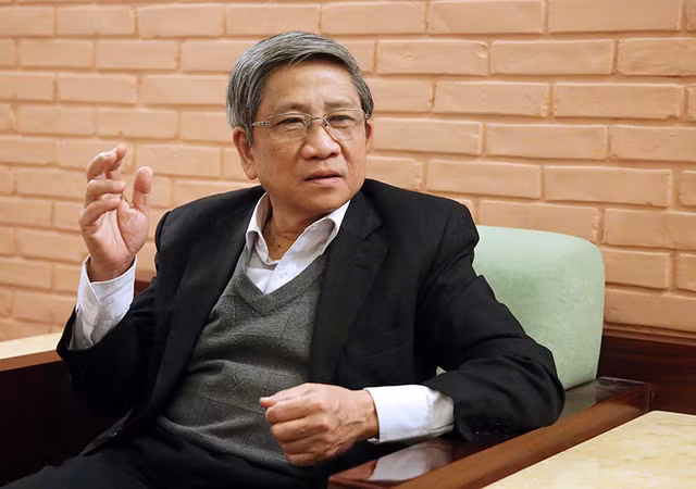 GS Nguyễn Minh Thuyết, Tổng Chủ biên chương trình GDPT tổng thể