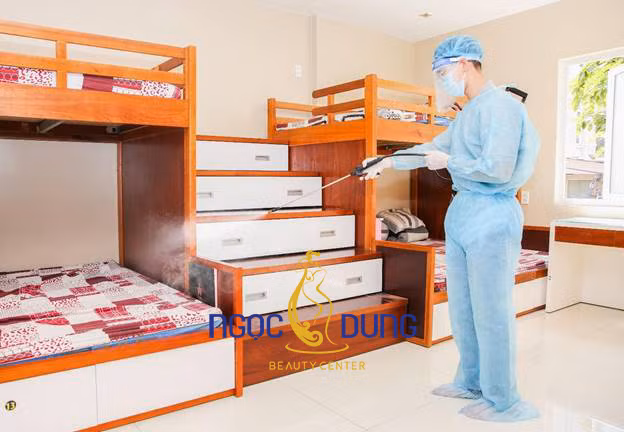 Tất cả các khu vực tự chủ động cách ly tập trung đều được khử khuẩn trước khi đón nhân viên.