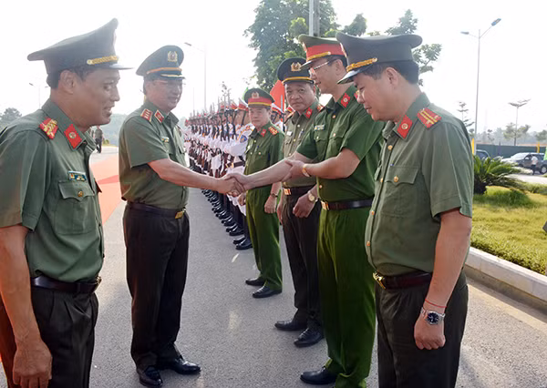 Thứ trưởng Nguyễn Văn Thành kiểm tra công tác tại Công an Tuyên Quang ảnh 1