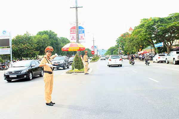 Cảnh sát giao thông chủ động các giải pháp đảm bảo TTATGT trước, trong và sau Tết Nguyên đán.
