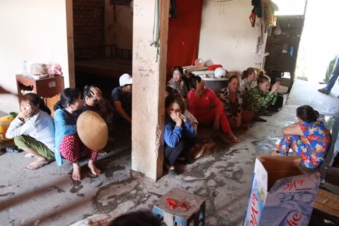 Các con bạc bị bắt giữ.