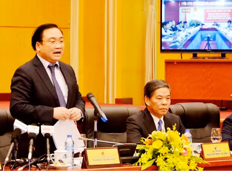 Phó Thủ tướng Hoàng Trung Hải chỉ đạo Hội nghị tổng kết công tác năm 2014 của Bộ Tài nguyên – Môi trường.
