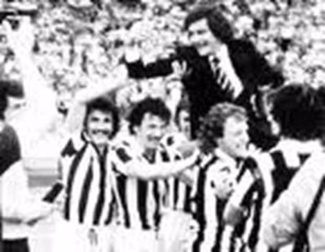 Udinese ăn mừng chiến thắng nhờ… mua bán độ?