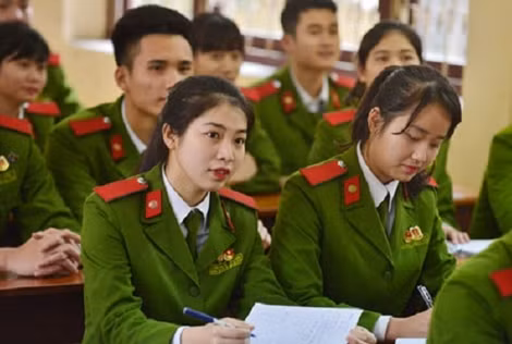 Công an TP Hà Nội thông báo tìm bị hại