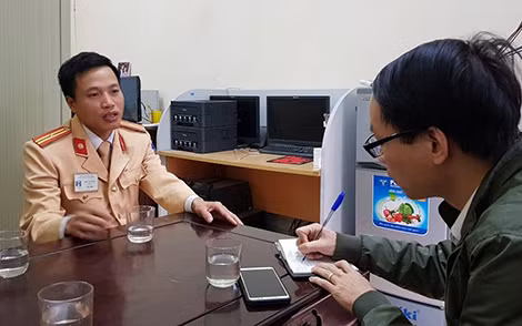 Thiếu tá Trần Minh Tiệp kể lại tình huống đặc biệt được dư luận ngợi khen.