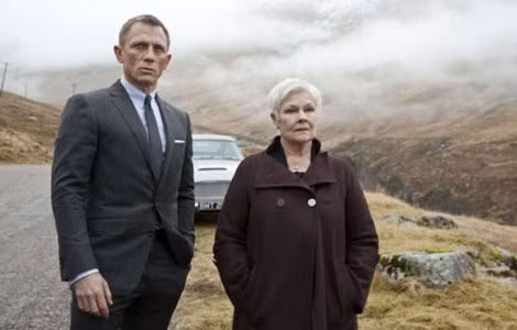 Một cảnh trong loạt phim về điệp viên James Bond 007.