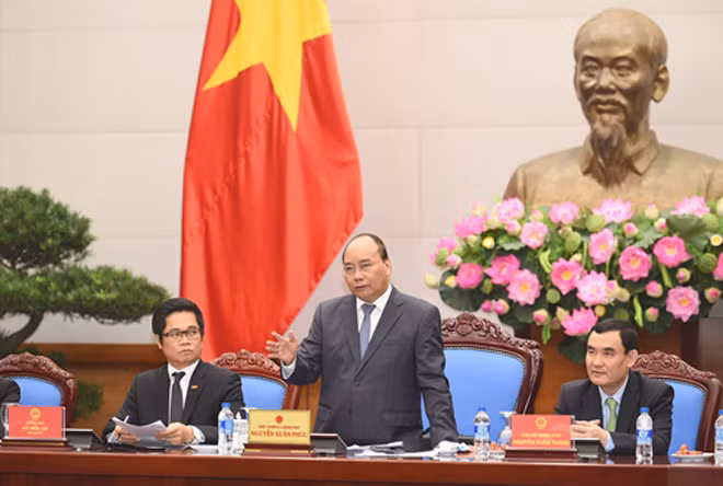 Thủ tướng khẳng định Chính phủ sẽ đổi mới, cải cách, kiến tạo hơn nữa; sẽ tiếp tục mở các diễn đàn đối thoại với doanh nghiệp ở các cấp độ, quy mô khác nhau để lắng nghe ý kiến. Ảnh: VGP/Quang Hiếu.