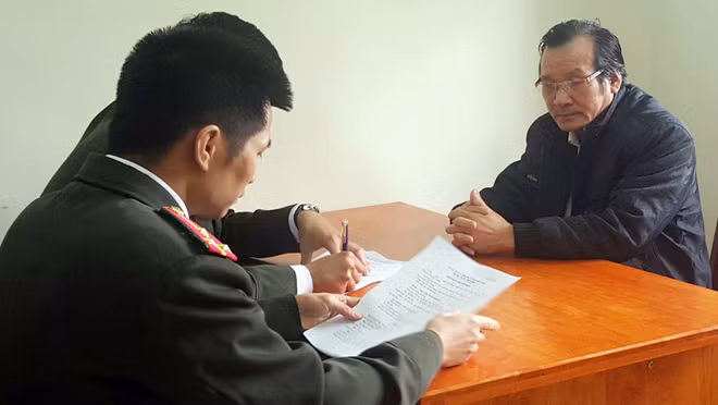Cơ quan ANĐT Công an tỉnh Bắc Giang đấu tranh với đối tượng Giảng.