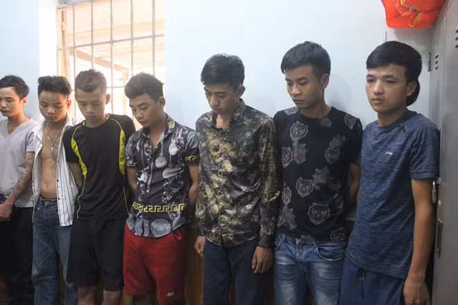 Các đối tượng bị khởi tố, bắt tạm giam.