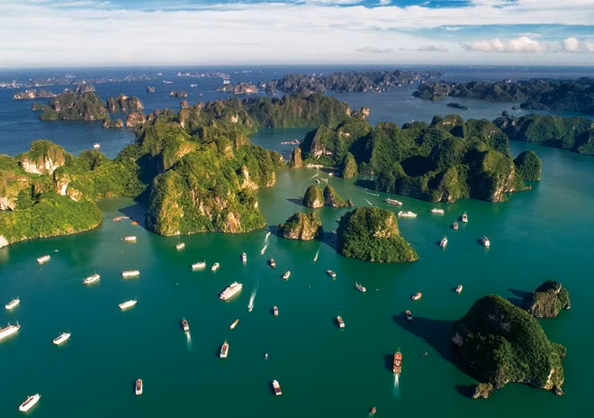 Thắng cảnh Vịnh Hạ Long
