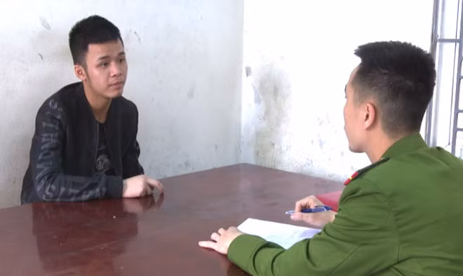 Nguyễn Việt Anh tại Cơ quan Công an
