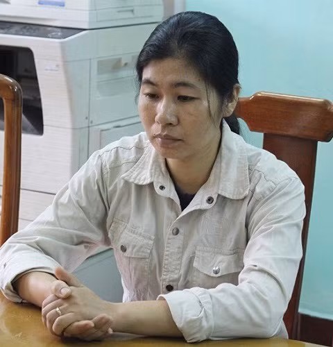 Nhữ Thị Quyên đang lấy lời khai