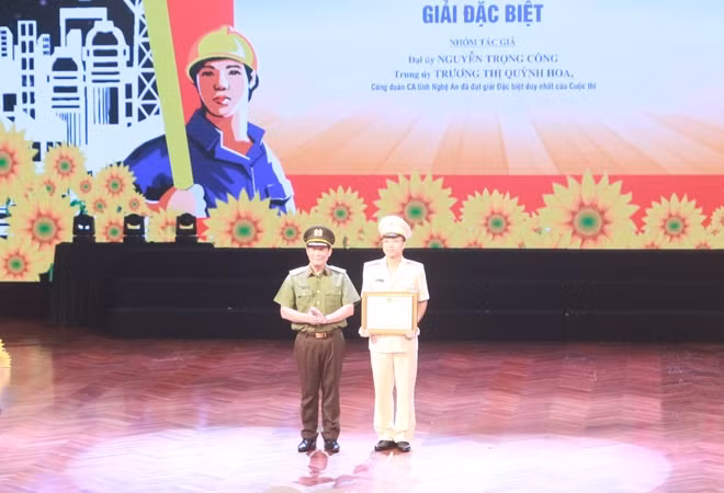 Giải Đặc biệt cuộc thi thuộc về nhóm tác giả của Công an tỉnh Nghệ An