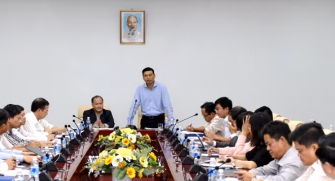 Vào ngày 1-11, UBND TP Đà Nẵng cũng đã triệu tập cuộc họp khẩn cấp theo đề nghị của Ban chỉ đạo Trung ương về phòng chống thiên tai (PCTT) liên quan công tác ứng phó thiên tai, thời tiết xấu trong thời gian diễn ra Tuần lễ cấp cao APEC 2017.