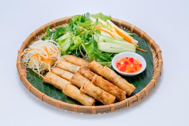 Tại “Không gian ẩm thực Ngũ hành”, những món ăn Việt sẽ lần đầu tiên “trình làng" trước hàng triệu bạn bè quốc tế trong khuôn khổ Lễ hội pháo hoa lớn nhất Đông Nam Á kéo dài suốt mùa hè.