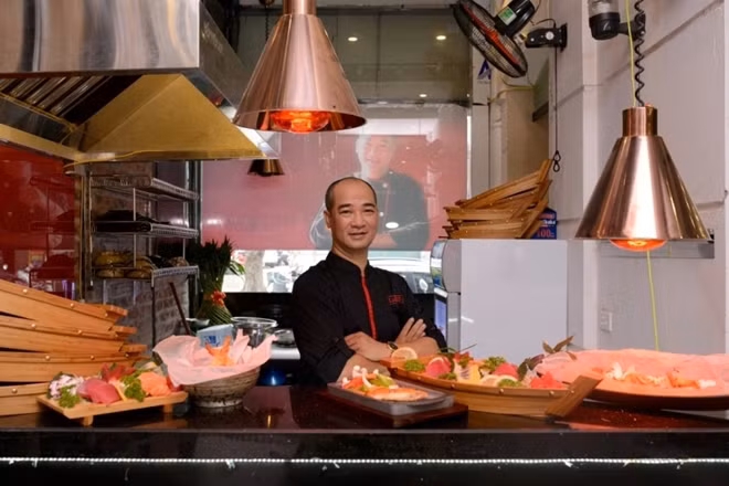 Hàng trăm món ăn phong phú sẽ được các đầu bếp chế biến phục vụ du khách dưới sự chỉ đạo của vua đầu bếp Master Chef Phạm Tuấn Hải.