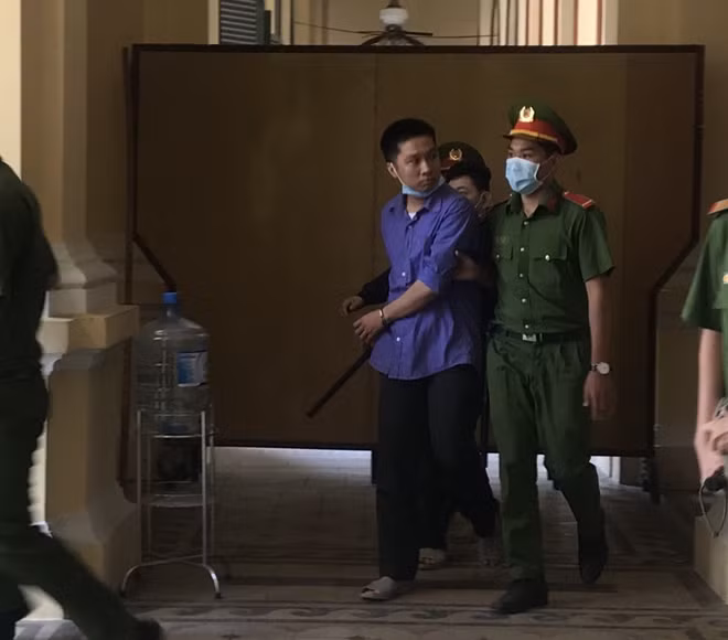 Trần Quốc Khanh sau phiên tòa