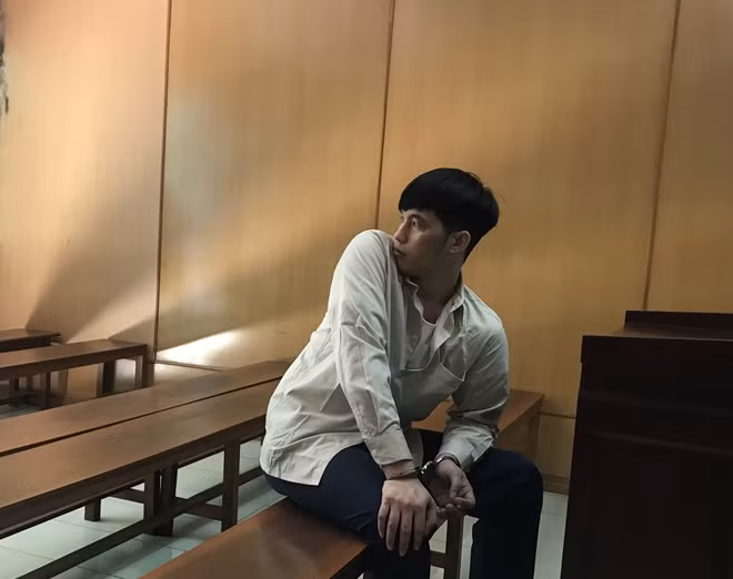 Tạ Tấn Phước tại tòa