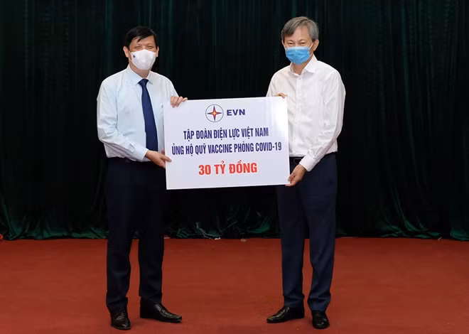 Tập đoàn Điện lực Việt Nam ủng hộ 30 tỷ đồng mua vaccine COVID-19