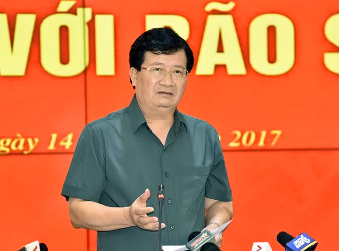 Phó Thủ tướng Trịnh Đình Dũng chỉ đạo tại cuộc họp (Ảnh: Nhật Bắc)