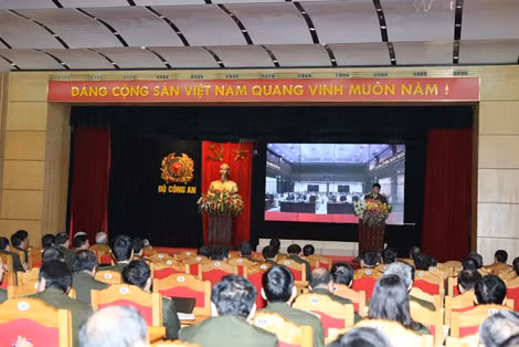 Toàn cảnh Hội nghị.