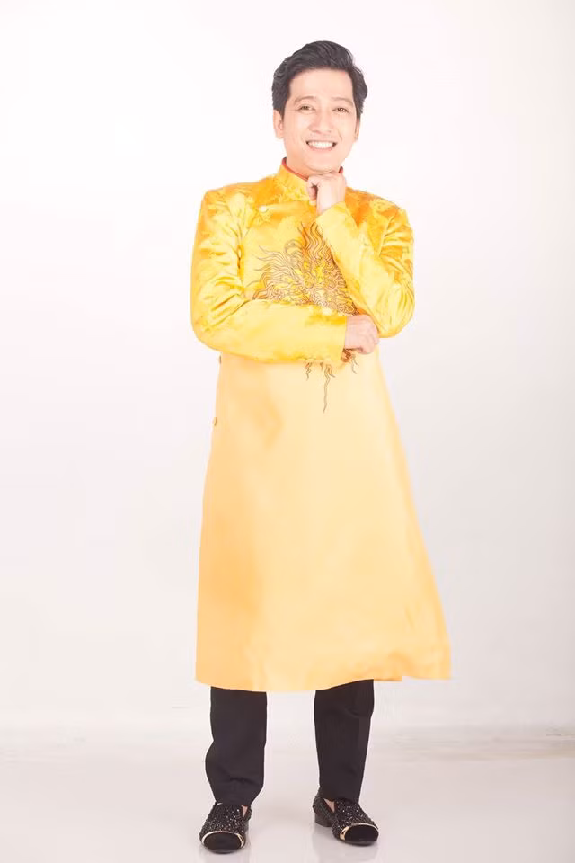Trường Giang đầu tư làm liveshow hài tại quê nhà.