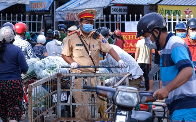 Chiều 10/7, Cần Thơ đã phong tỏa một phần phường Tân An, sau khi phát hiện ca nghi nhiễm mới.