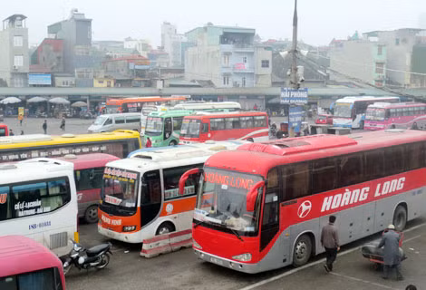 Việc phản ánh kịp thời các vi phạm trong vận tải hành khách sẽ góp phần đảm bảo an toàn giao thông.