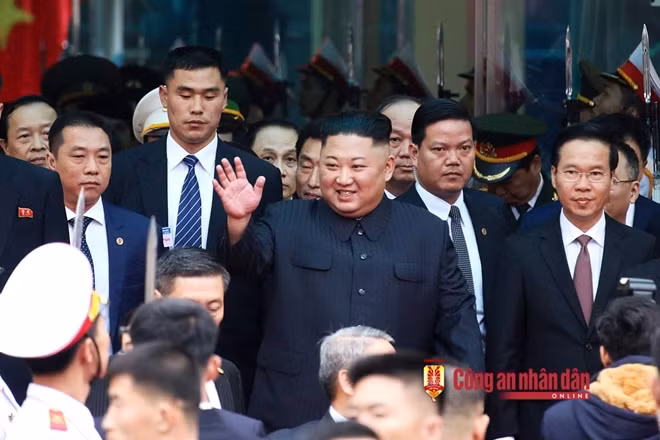 Sáng 26-2, Chủ tịch Triều Tiên Kim Jong-un đã tới Hà Nội. Ảnh: Thiên Minh.