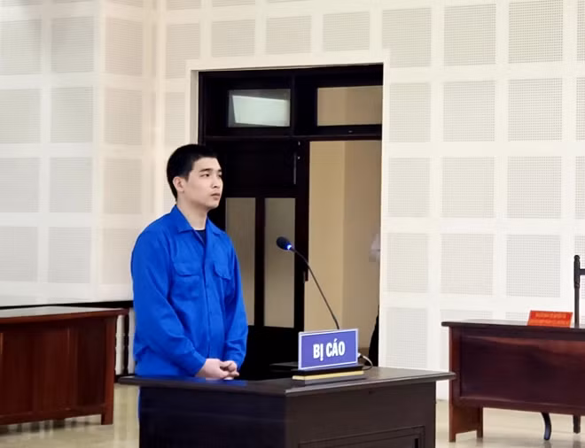 Đặng Anh Tú tại Tòa