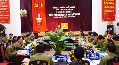 Toàn cảnh hội nghị.