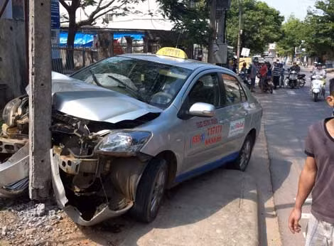 Hiện trường vụ TNGT.