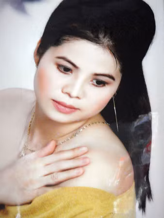 Di ảnh chị Nga.