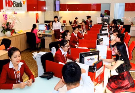 Lãi suất tăng cao giúp người gửi tiền có lợi hơn.