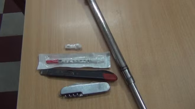 Một số tang vật khác.