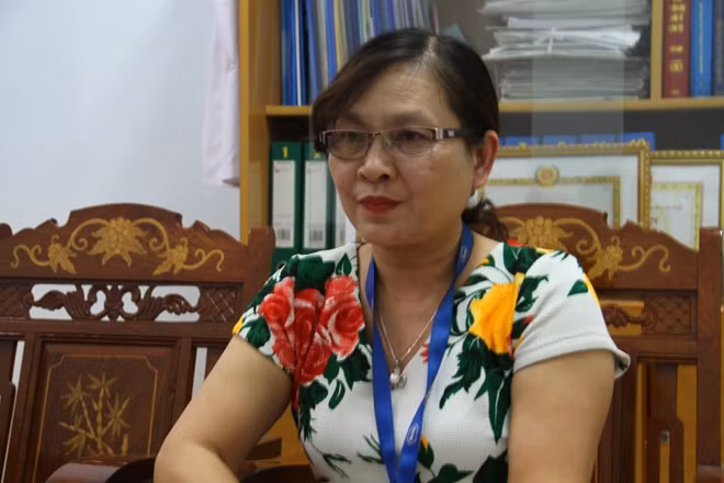Bà Lê Thị Thúy Nguyệt Phó giám đốc TT Y tế quận Thanh Khê khẳng định máy siêu âm của Trung tâm không hư hỏng, và đã tiến hành kỷ luật nữ hộ sinh sai phạm.